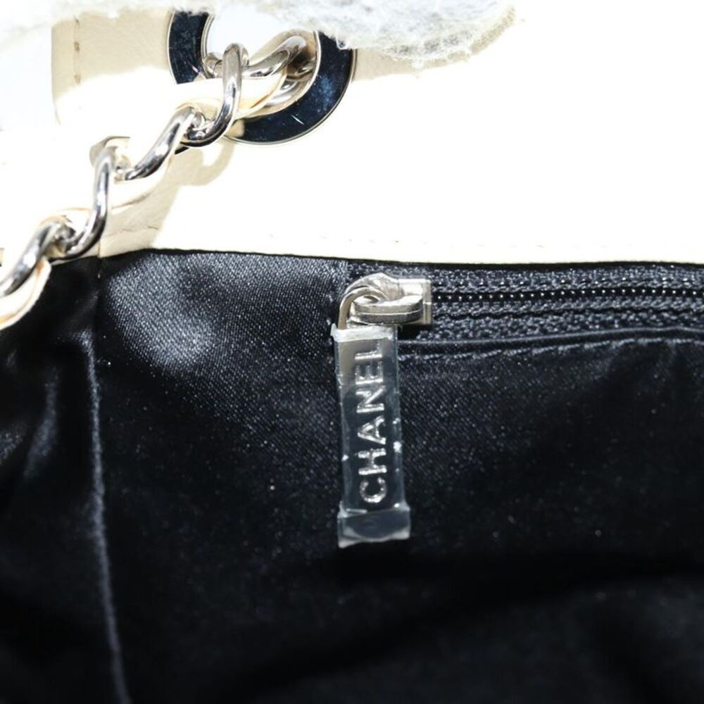 Chanel Jumbo Beige Leather Shoulder Bag (Pre-Owned) - Picture 11 of 16